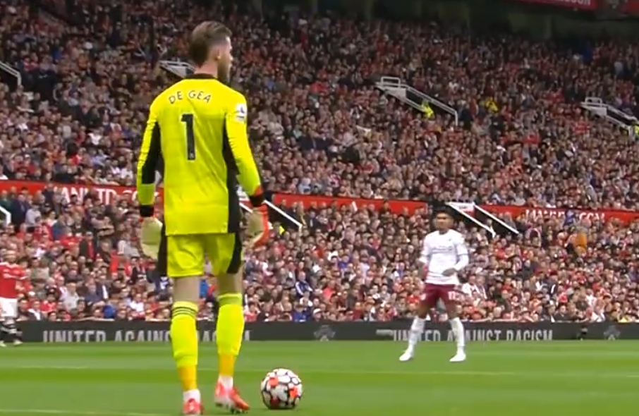  梅斯德比战万人空巷激情四射  